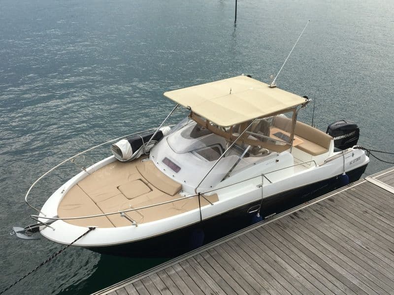 Jeanneau Cap Camarat 8.5 WA (Motorboat)