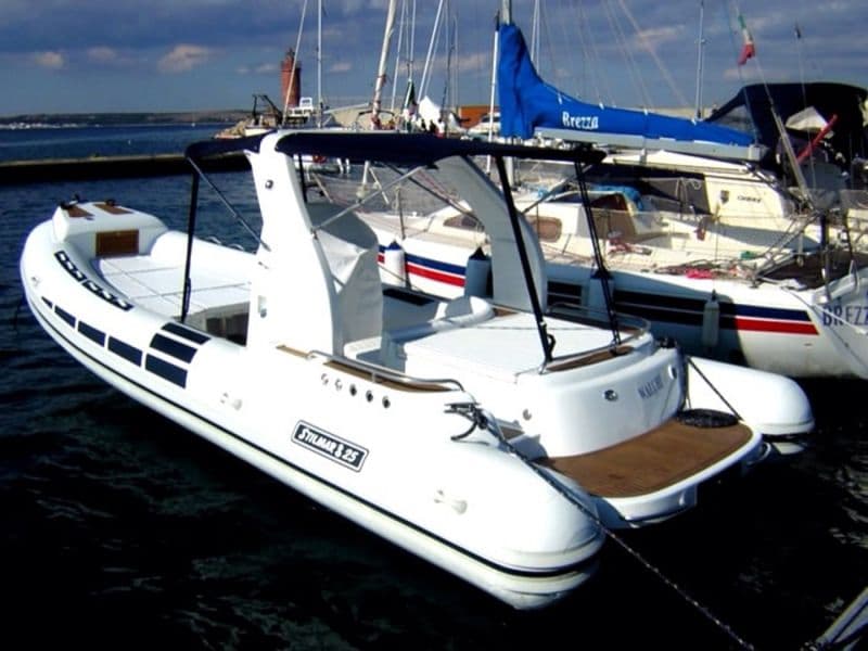 Location de bateau - Stilmar 25EFB (Semi-rigid)