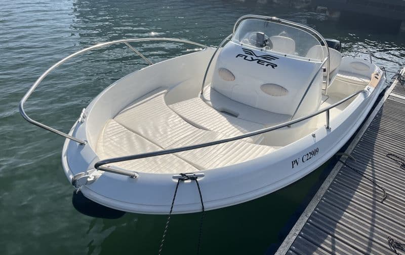 Billet Bénéteau Flyer 550 Open (Motorboat)
