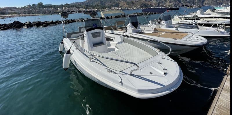 Q-Barqa 2025 (Motorboat)