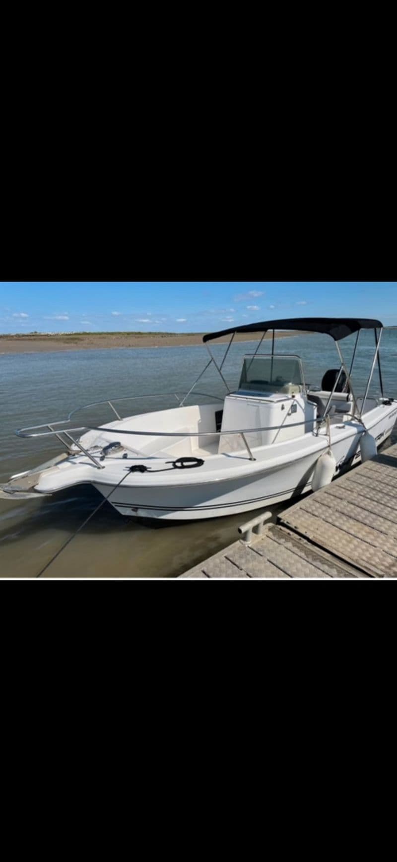 Location de bateau - White Shark 205 (Motorboat)