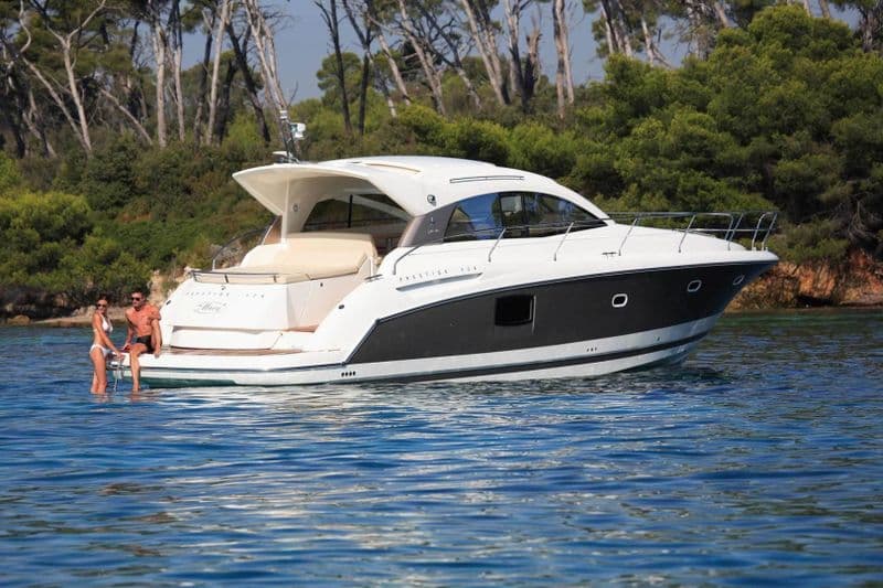 Jeanneau Prestige 440 S (Motorboat)