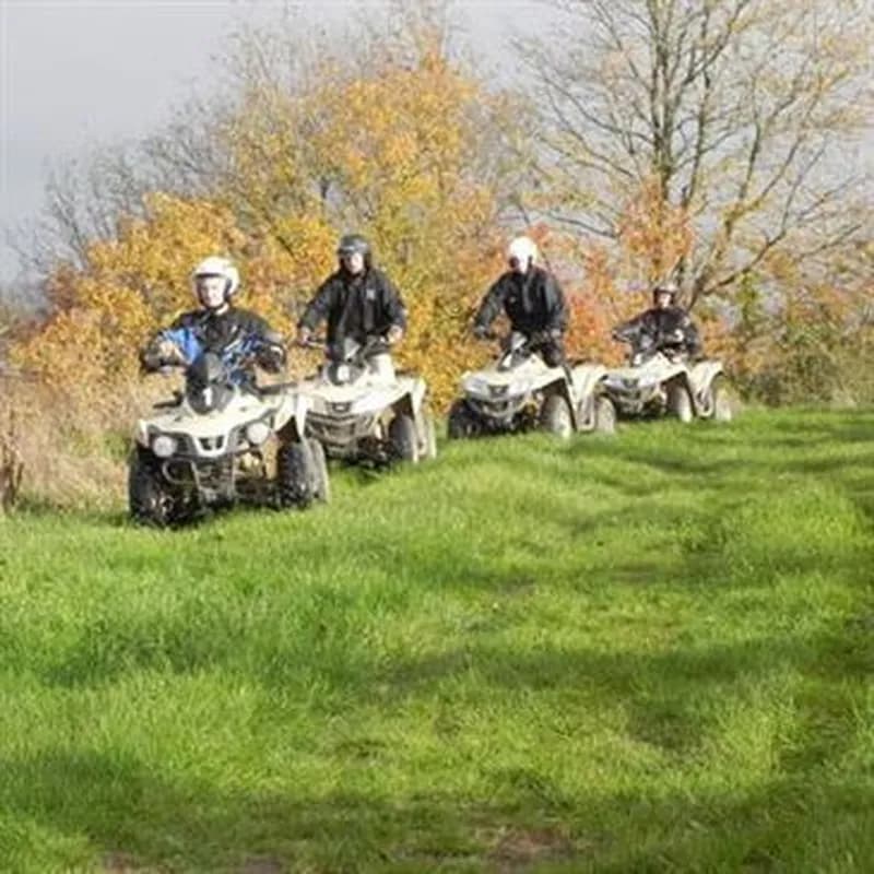 Randonnée en Quad dans les Vignes près d'Angers