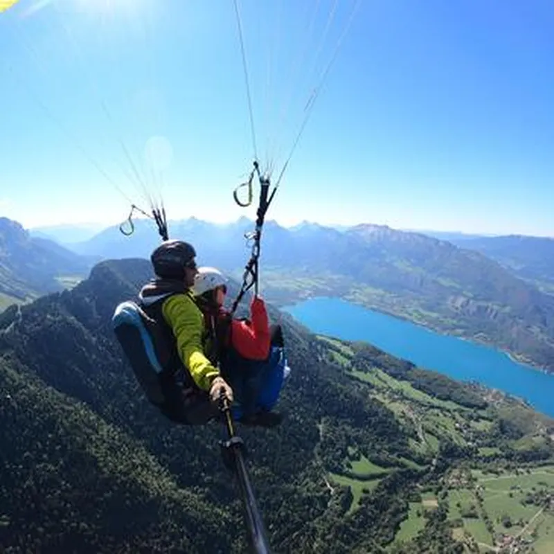 Baptême en Parapente du Lac d'Annecy au Mont Blanc