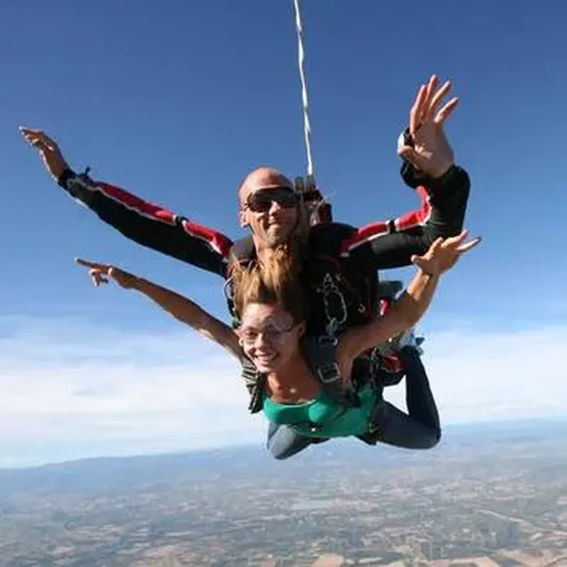Saut en Parachute près du Puy-en-Velay
