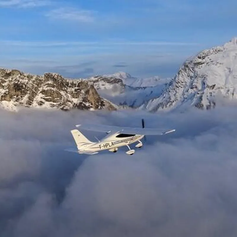 Vol d'Initiation au Pilotage d'Avion à Annecy