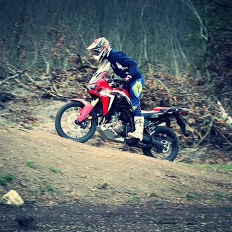 Billet Stage de Pilotage Moto Trail près de Bordeaux