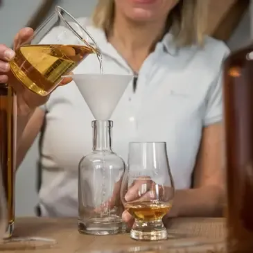 Atelier Assemblage de Whisky près de Lunéville