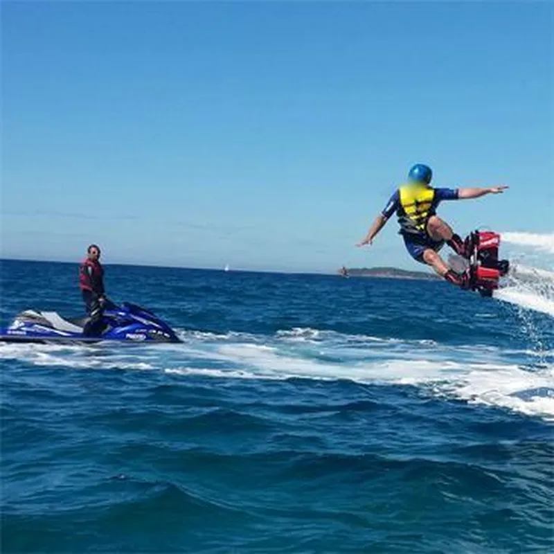 Initiation au Flyboard à Saint-Cyr-sur-Mer