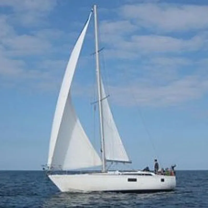 Week-end en Voilier Privatisé avec Skipper à Granville