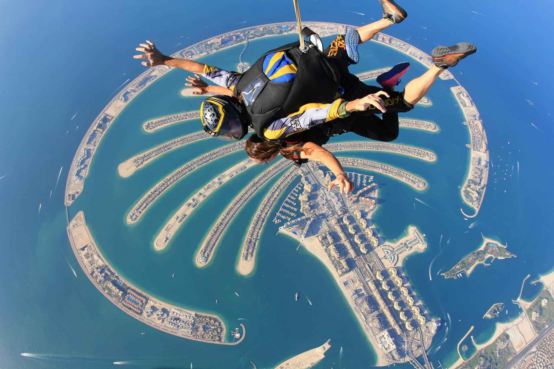 Dubaï : Saut en parachute au-dessus du Palm + Photos et vidéo