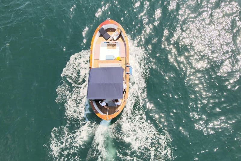 Naples : Edition d'hiver Visite en bateau du Castel dell'Ovo