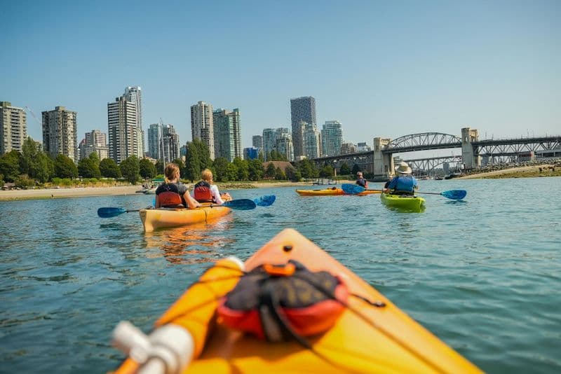 Vancouver : Visite guidée de 3 heures en kayak + café sur la plage