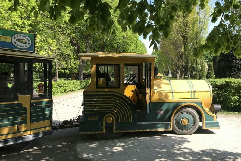 Billet Vienne : transfert en train du Tirolerhof et du zoo de Schönbrunn