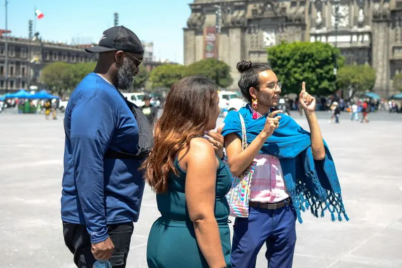 Mexico : Visite du Zocalo Tacos par le chef étoilé Torres