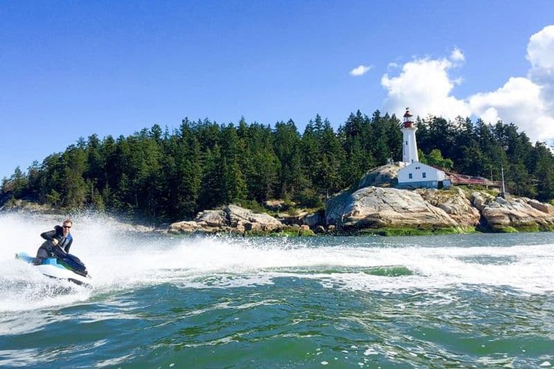 Sortie en jet ski dans la baie des Anglais au départ de Vancouver avec dîner sur Bowen Island