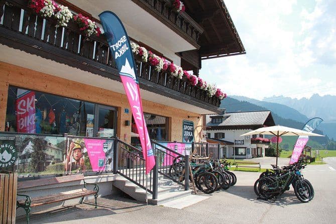 Billet Visites guidées en vélo électrique avec un guide local / Trucs et astuces pour votre technique de pilotage!