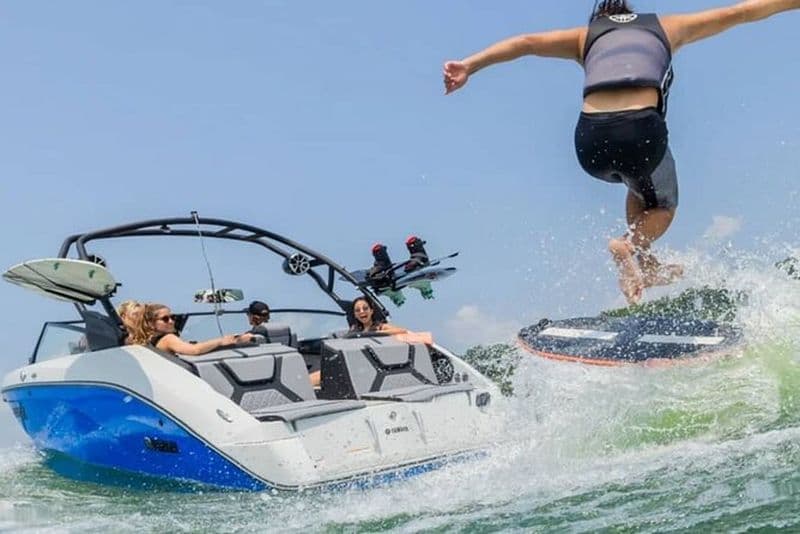 Surf High Experience à Dubaï