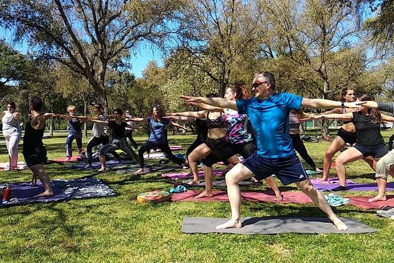 Billet Yoga au parc María Luisa à Séville