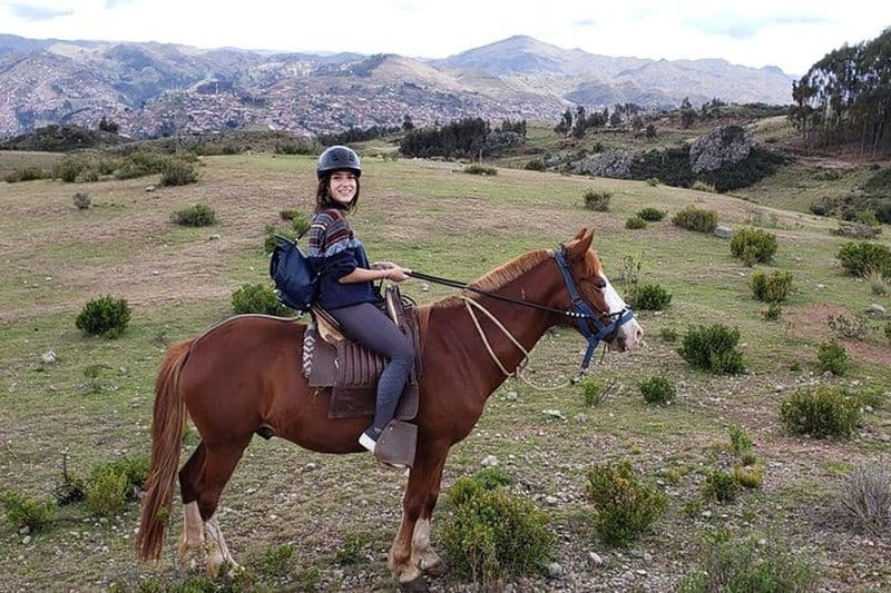 Équitation au Temple de la Lune + Visite Guidée à Sacsayhuaman - Cusco
