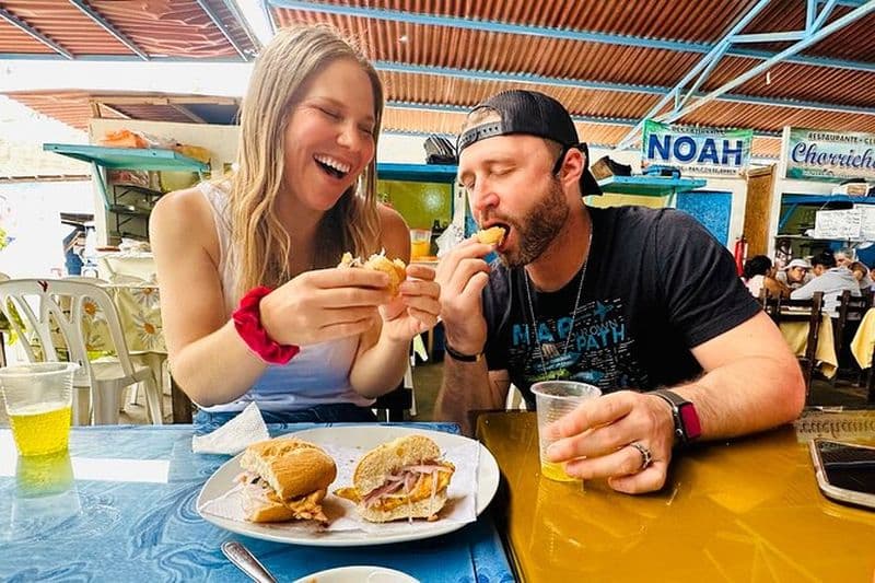 Billet Cuisine et art: visite à pied des couleurs et des saveurs de Lima