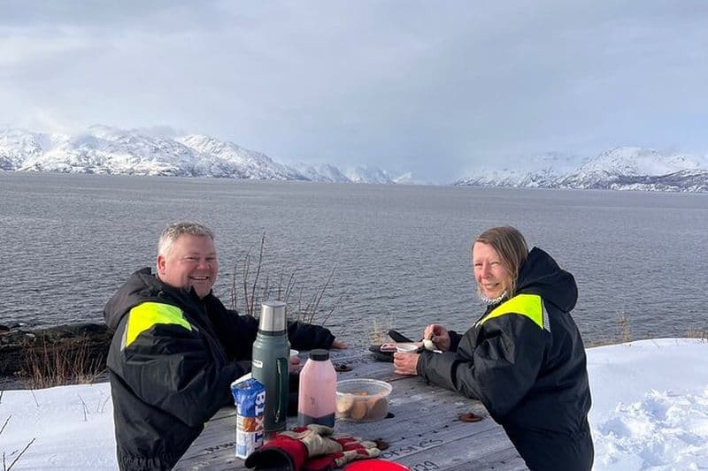 Visite de la côte sauvage et de l'histoire de la 2e Guerre mondiale en VTT