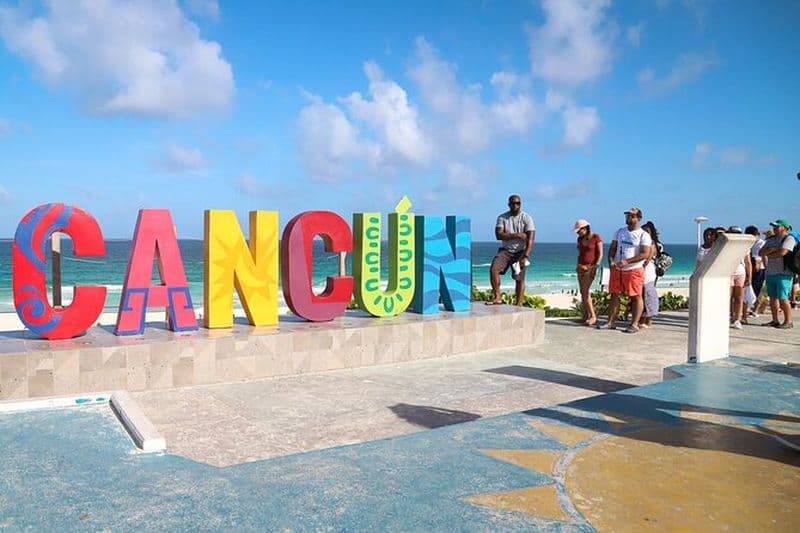 Extraordinaire bus Cancun Van City Tour - Transport inclus