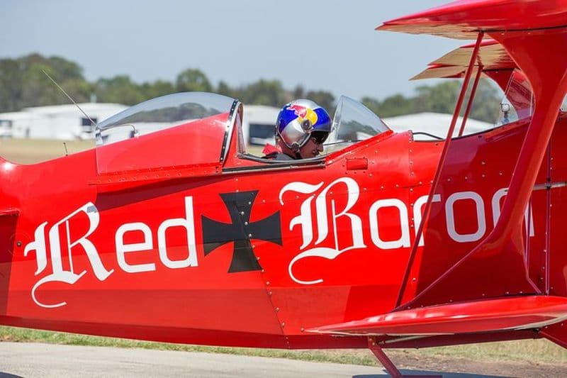 Expérience de voltige intense dans la canopée ouverte Red Baron Pitts Special