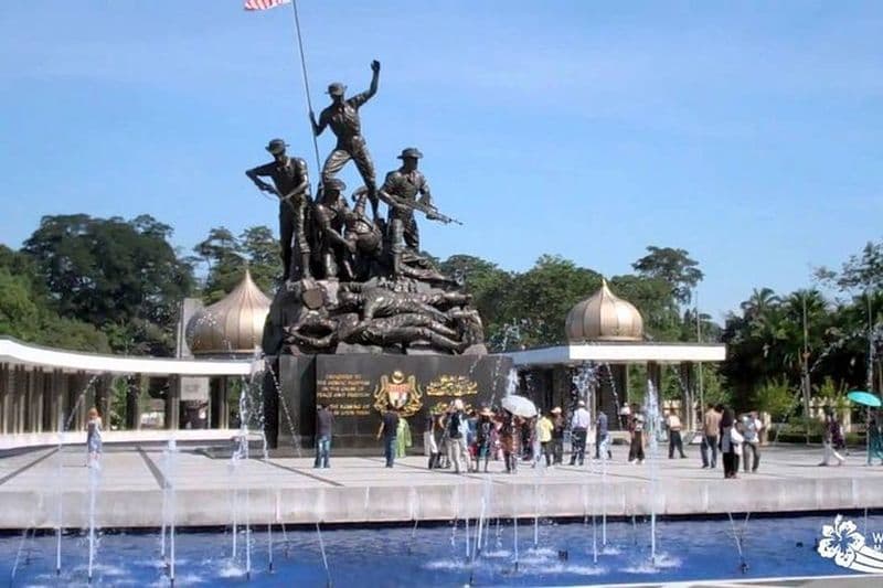 City Tour avec Batu Cave et Fireflies Tour