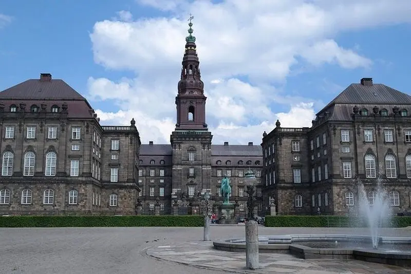 Billet Le meurtre au palais de Christiansborg : chasse aux mystères interactive