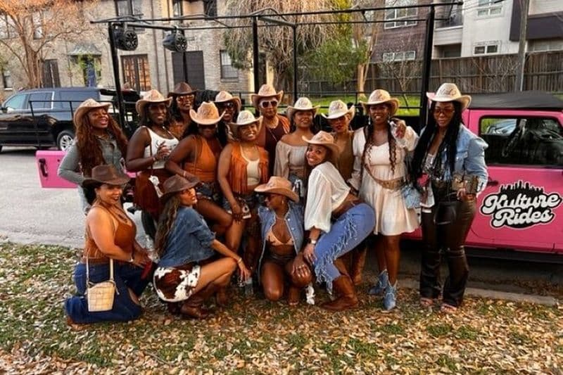 Billet Excursion en Jeep Pink Party dans le 3ème quartier HTX