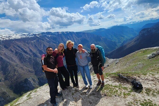 De Sarajevo : Randonnée d'une journée à Lukomir Village