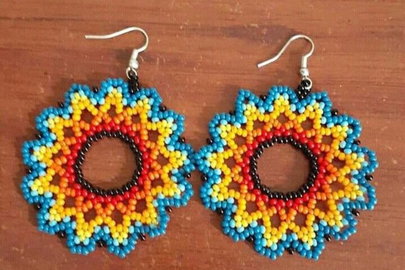 Créez votre métier : apprenez et créez vos propres bijoux traditionnels