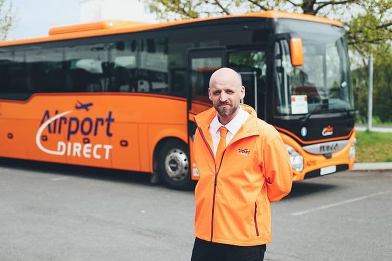 Billet Transfert aéroport en Islande de l'aéroport de Keflavik à la ville de Reykjavik avec restitution à l'hôtel