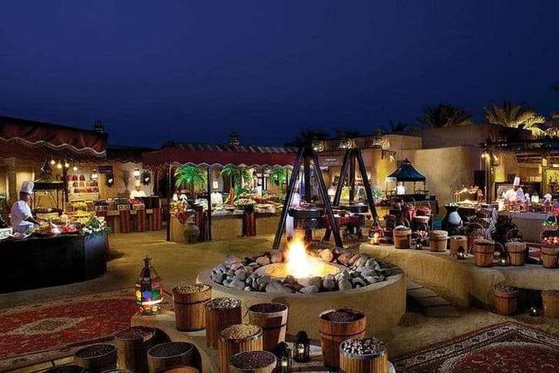 Dune Bashing & Balade à vélo avec dîner au Bab Al Shams Resort