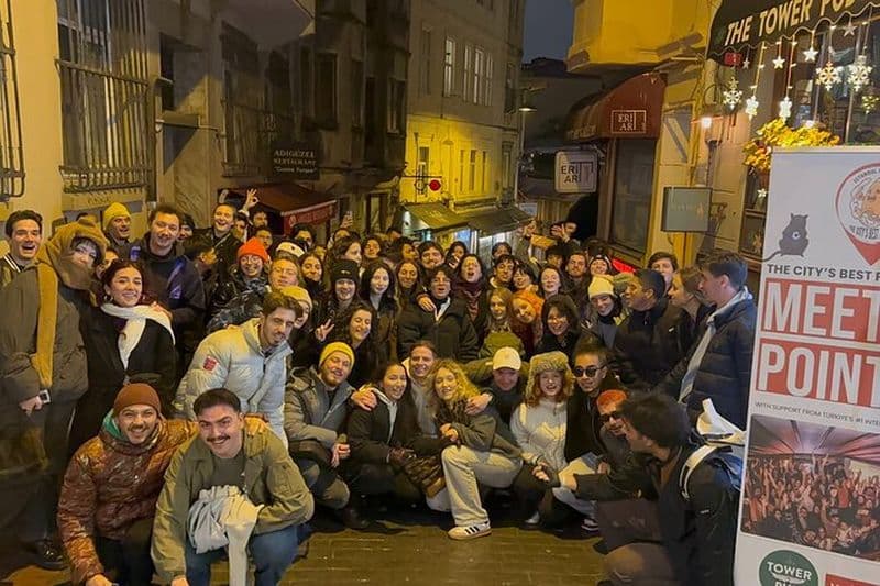 Billet Istanbul Pub Crawl : Aventure nocturne réservée aux adultes