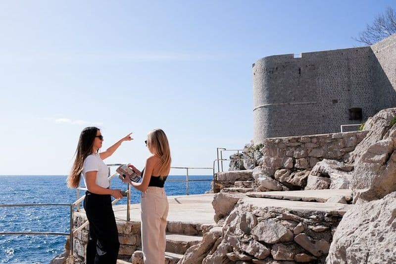 Curious Card Dubrovnik Jeu de chasse au trésor avec de nombreuses réductions