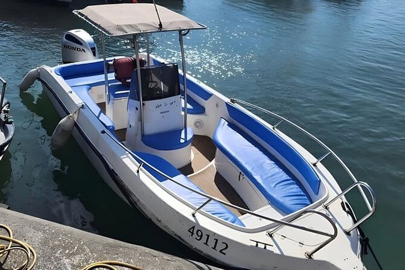Location de bateau privée Tel Aviv-Jaffa avec capitaine 1 ou 2 heures