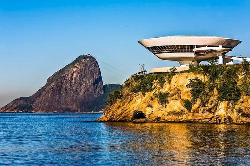Musées d'Art Moderne et Contemporain à Rio et Niteroi
