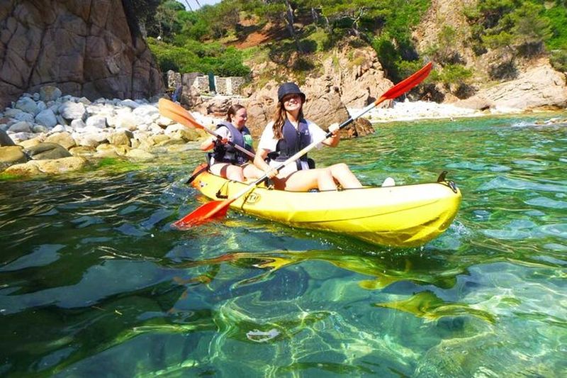 Excursion guidée en kayak de 2h sur la Costa Brava