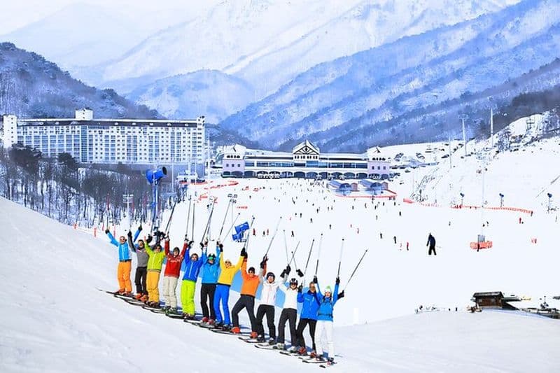 Excursion de ski et snowboard dans la vallée de l'Eden au départ de Busan