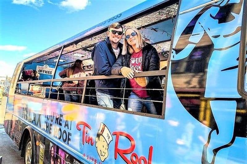Billet Bus de fête de 2 heures avec barman et DJ 21 +