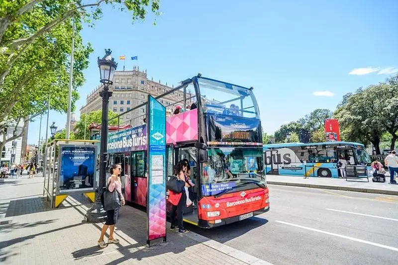 Visite guidée de Barcelone en bus hop-on hop-off : 24 ou 48 - Heure