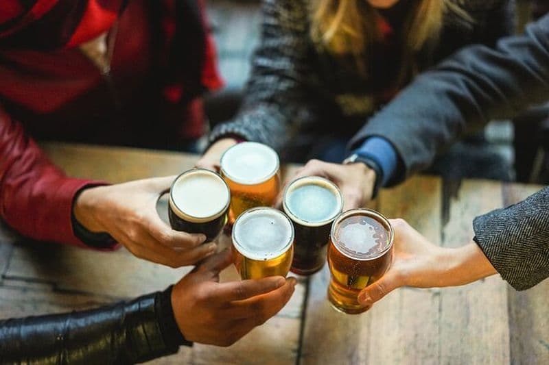 Billet Bière Crawl – Brasseries locales, arrêts frais et bons moments | Basel