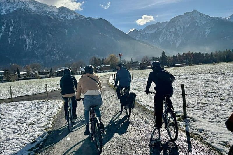 Interlaken Valley Winter E-Bike Tour : Rivers, Lakes & Castles