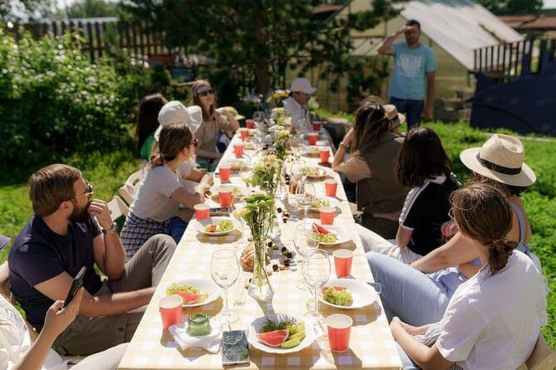 Authentique Burabay embrassez la nature, le vin, le fromage et la vie locale