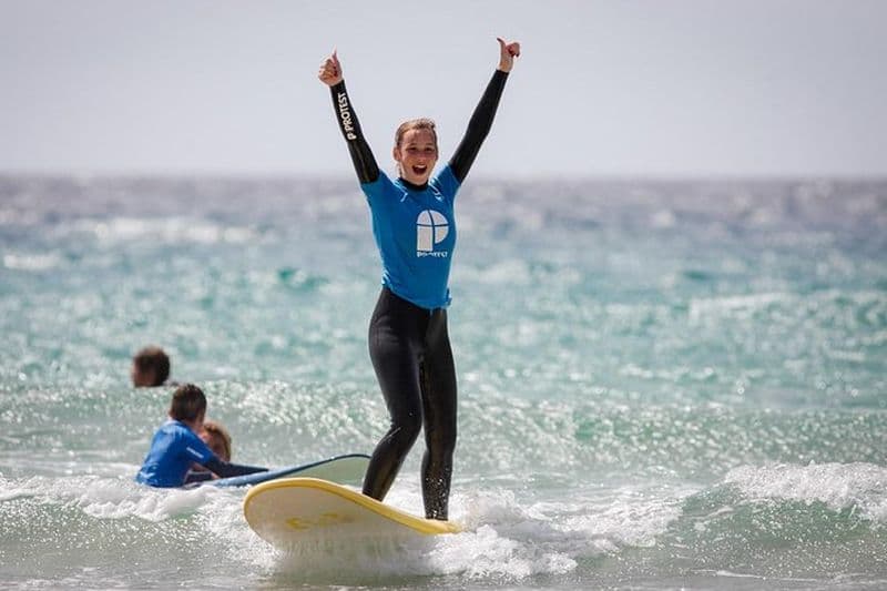 Cours de surf à Corralejo