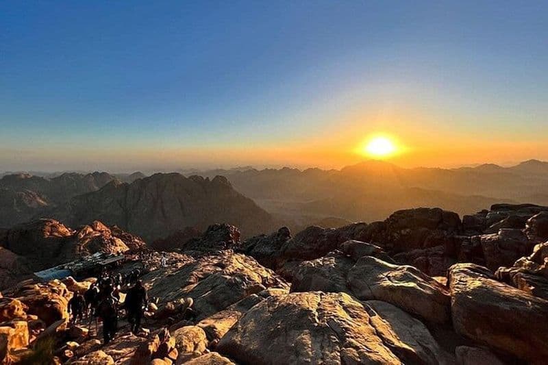 Billet Moses Mountain Climbing Adventure