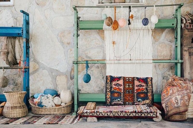 Métiers à tisser & vignes: Tapis turc Patrimoine et dégustation de vin Boutique