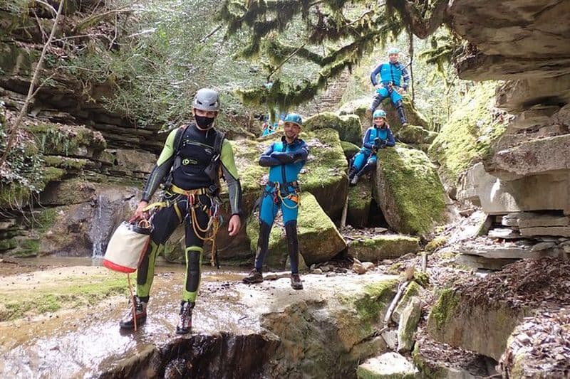Aventure privée de canyoning à Huesca